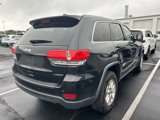 Used 2018 Jeep Grand Cherokee Laredo image 3