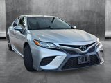 Used 2018 Toyota Camry SE image 3