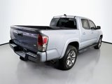 Used 2019 Toyota Tacoma Limited image 5
