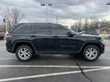 Used 2022 Jeep Grand Cherokee Limited image 5