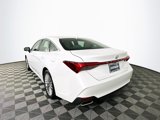 Used 2019 Toyota Avalon Limited image 5