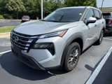 Used 2024 Nissan Rogue S image 2