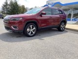 Used 2019 Jeep Cherokee Limited w/ Luxury Group image 2