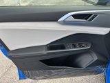 New 2025 Volkswagen Taos SE image 5