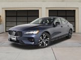 Certified 2025 Volvo S60 B5 Core image 3
