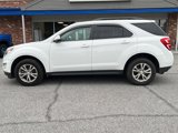Used 2017 Chevrolet Equinox LT image 2
