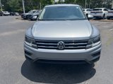 Used 2020 Volkswagen Tiguan SE image 2