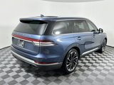 Used 2020 Lincoln Aviator Reserve w/ Equipment Group 202A image 2