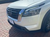 Used 2024 Nissan Pathfinder SV image 2