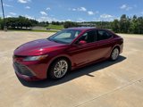 Used 2018 Toyota Camry SE image 3
