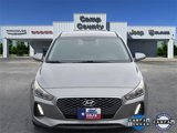 Used 2020 Hyundai Elantra GT image 2