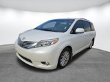 Used 2015 Toyota Sienna XLE image 3