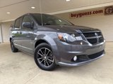 Used 2018 Dodge Grand Caravan GT image 2