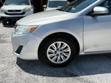 Used 2014 Toyota Camry LE image 2
