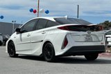Used 2017 Toyota Prius Prime Advanced image 5