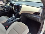 Used 2022 Chevrolet Traverse LS image 5