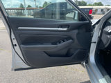 Used 2023 Nissan Altima 2.5 SV image 6