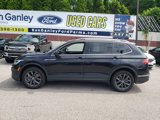 Used 2022 Volkswagen Tiguan SE w/ Panoramic Sunroof Package image 5