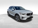 New 2025 Volvo XC40 B5 Core w/ Protection Package Premier image 6