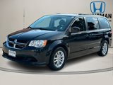 Used 2016 Dodge Grand Caravan SXT w/ UConnect Hands-Free Group image 2