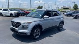 Used 2022 Hyundai Venue SEL image 3