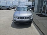Used 2016 Jeep Compass Latitude image 3