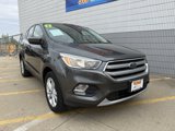 Used 2017 Ford Escape SE image 2