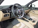 Certified 2025 Porsche Macan image 4