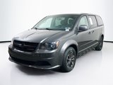 Used 2015 Dodge Grand Caravan SE image 3