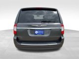 Used 2015 Chrysler Town & Country Touring w/ Driver Convenience Group image 5