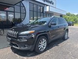 Used 2018 Jeep Cherokee Limited image 2