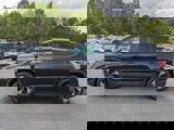 New 2024 Volkswagen Taos SE image 6