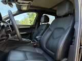 Used 2025 Porsche Macan image 5