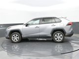 Used 2022 Toyota RAV4 LE image 6