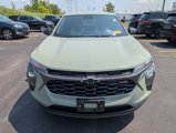 Used 2024 Chevrolet Trax RS image 2