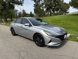 Used 2021 Hyundai Elantra SEL image 2