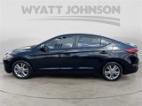 Used 2017 Hyundai Elantra SE image 2