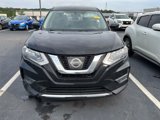 Used 2017 Nissan Rogue S image 2