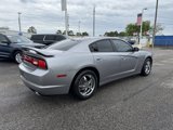 Used 2013 Dodge Charger SE w/ Connectivity Group image 2