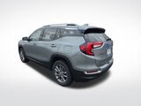 Used 2024 GMC Terrain SLT image 3