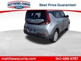 Used 2022 Kia Soul LX image 4