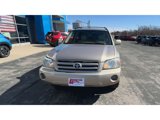 Used 2004 Toyota Highlander 4WD V6 image 3