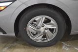 New 2025 Hyundai Elantra SE image 4