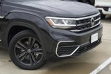 Used 2022 Volkswagen Atlas Cross Sport SEL R-Line image 4