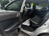 Used 2013 Nissan Pathfinder SL w/ SL Premium Pkg image 6