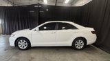 Used 2011 Toyota Camry LE image 2