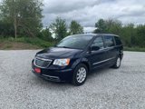 Used 2013 Chrysler Town & Country Touring image 2