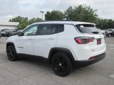 Certified 2022 Jeep Compass Latitude image 4