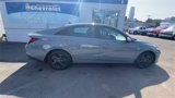Used 2023 Hyundai Elantra SEL image 2