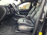 Certified 2024 Porsche Macan image 5